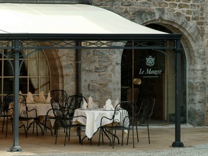 Pergola in ferro addossata Malatesta di Unosider