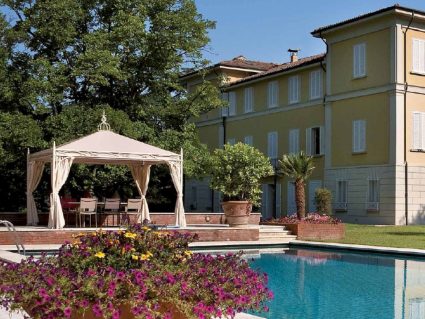 Gazebo in ferro Novecento Unosider colore Sabbia