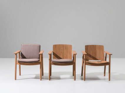 Sedia in teak con braccioli da giardino Riva Kettal