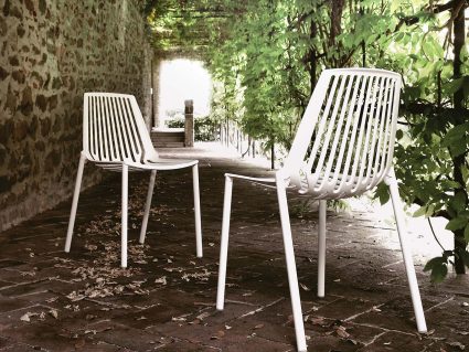 Sedia di design da giardino Rion di Fast