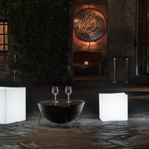 Cubo luminoso Lounge Cube di Serralunga