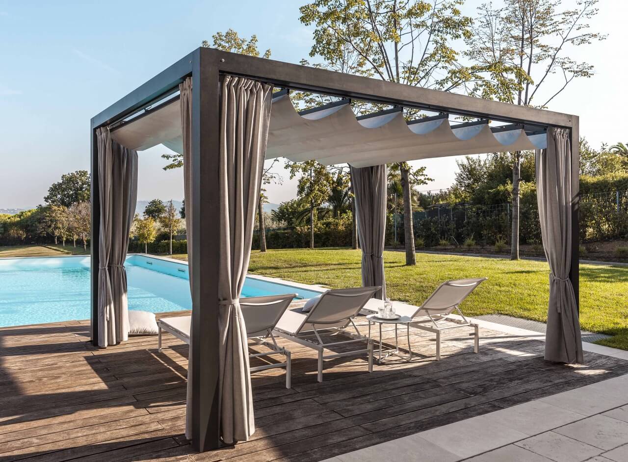 Arredo outdoor, piscine e biolaghi