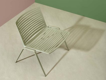 Poltrona in alluminio Zebra Lounge di Fast