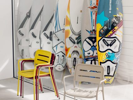 Sedia in alluminio impilabile Village di Kettal