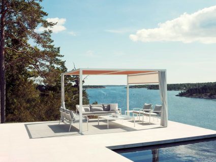 Tavolo basso quadrato e sedute Park Life di Kettal