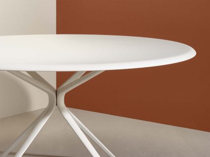 Tavolo in alluminio Moai rotondo