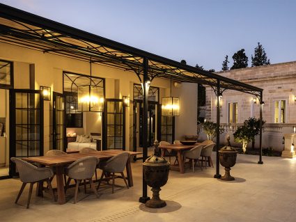 Pergola addossata in ferro Prestige di Unosider