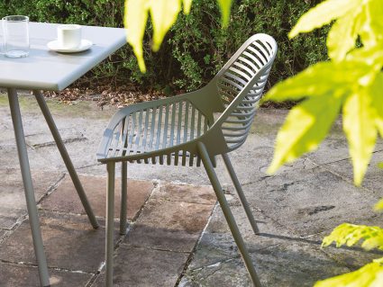 Sedia da esterno Niwa in alluminio di Fast