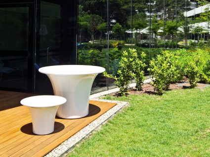 Vaso arredo Cone di Serralunga laccato