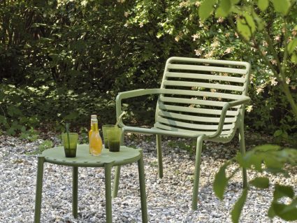 Poltrona da esterno Doga Relax di Nardi con tavolino