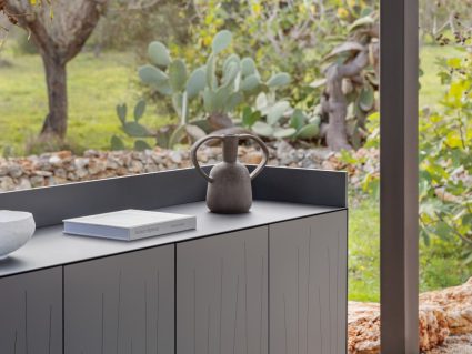 Madia da esterno con piano rialzato Ninfea di Fast