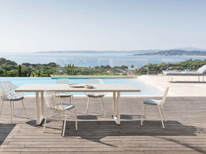 Tavolo da giardino Orizon di Fast con sedia Forest